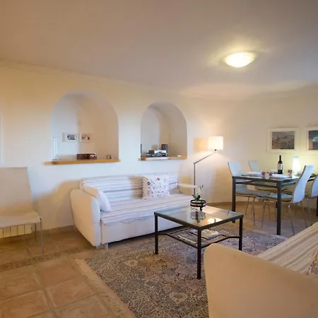 Lau By Aguilarent 别墅 *