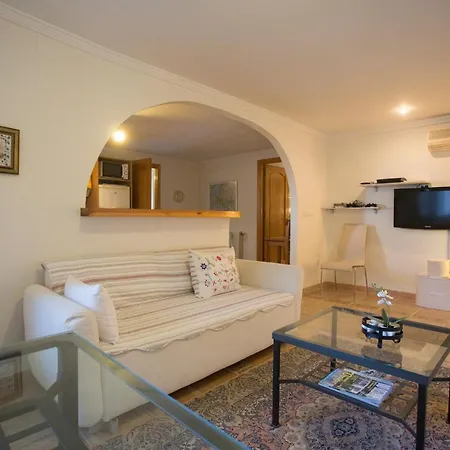 Lau By Aguilarent Dénia